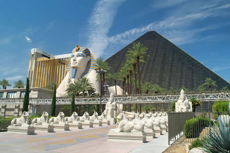 housing-luxor